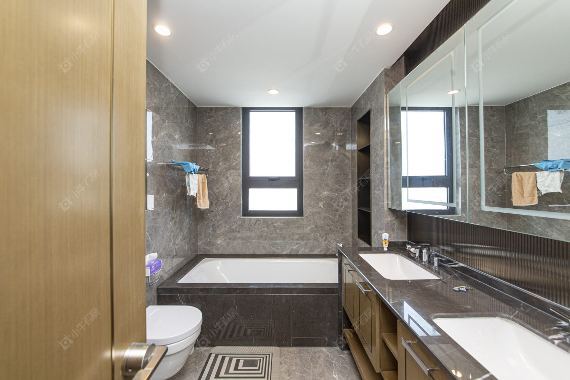 常州春秋金茂府在售二手房源室内图_小牛看房