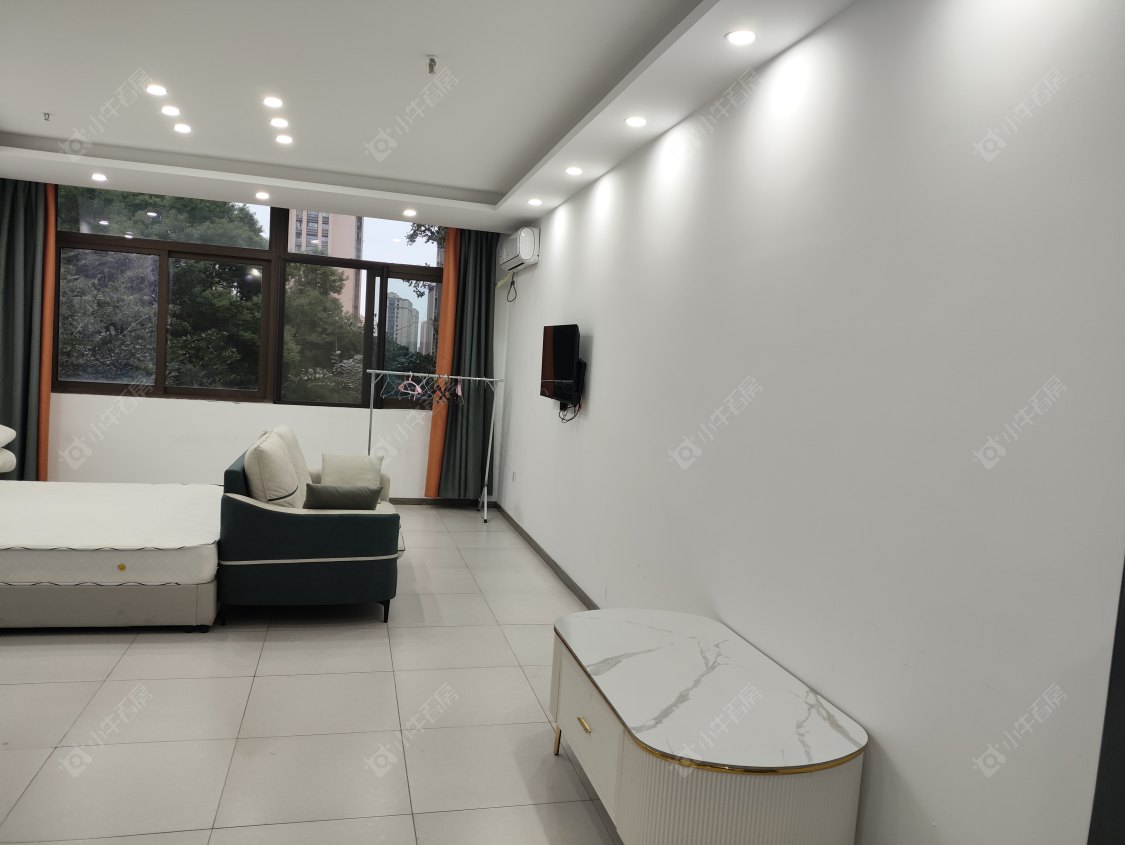 丹阳滨河凤凰城出租_小牛看房