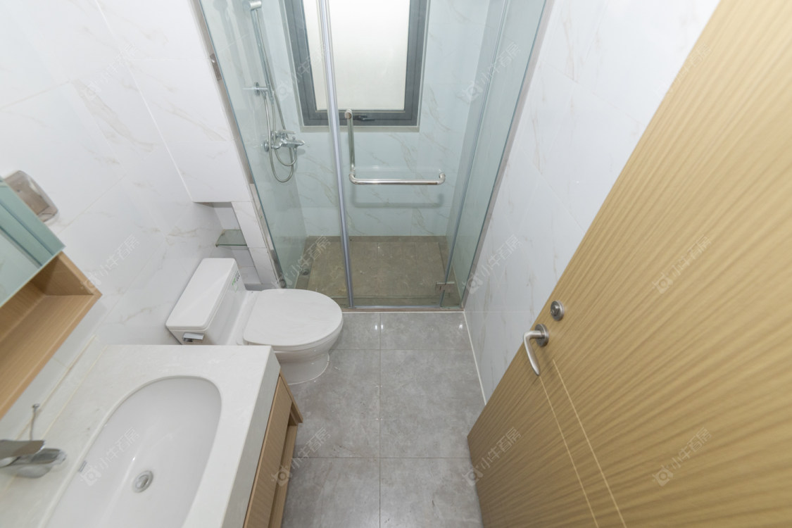 常州绿地香港名墩道在售二手房源室内图_小牛看房