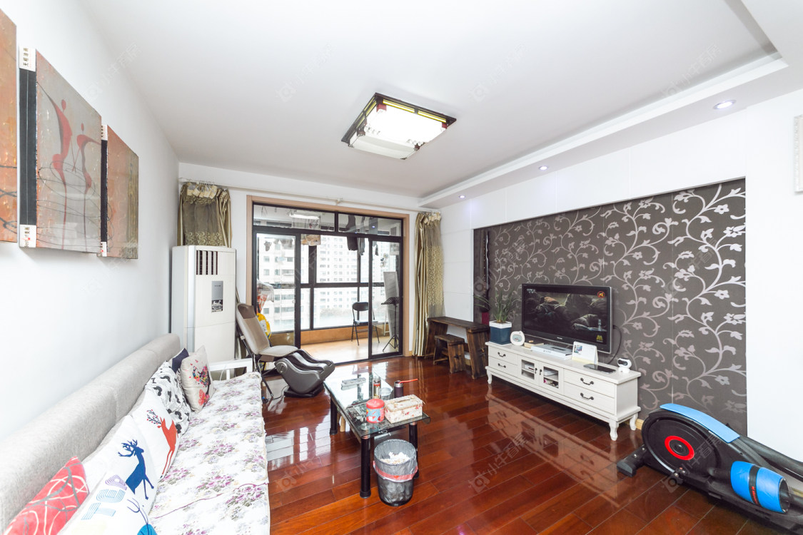 常州荣亨逸都在售二手房源室内图_小牛看房