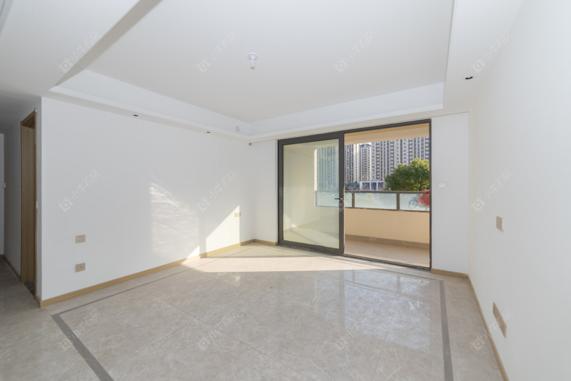 常州绿地香港名墩道4室2厅2卫在售二手房房源图片