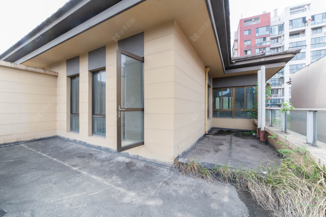 常州水晶城别墅区在售二手房源室内图_小牛看房