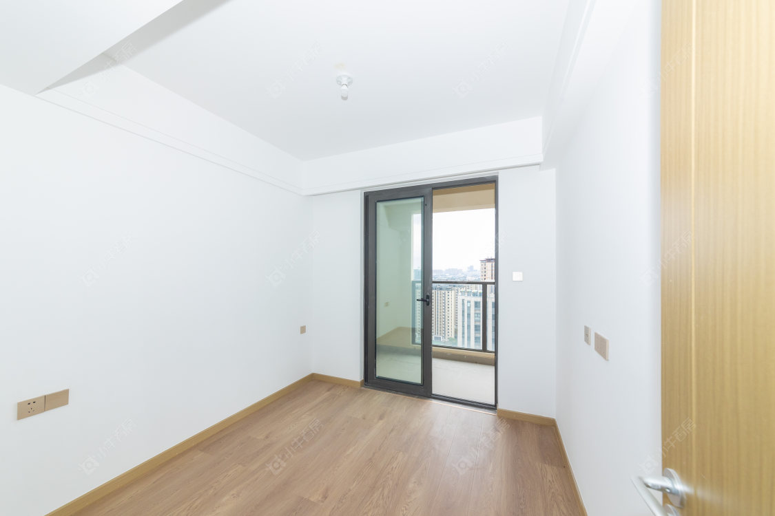 常州绿地香港名墩道在售二手房源室内图_小牛看房