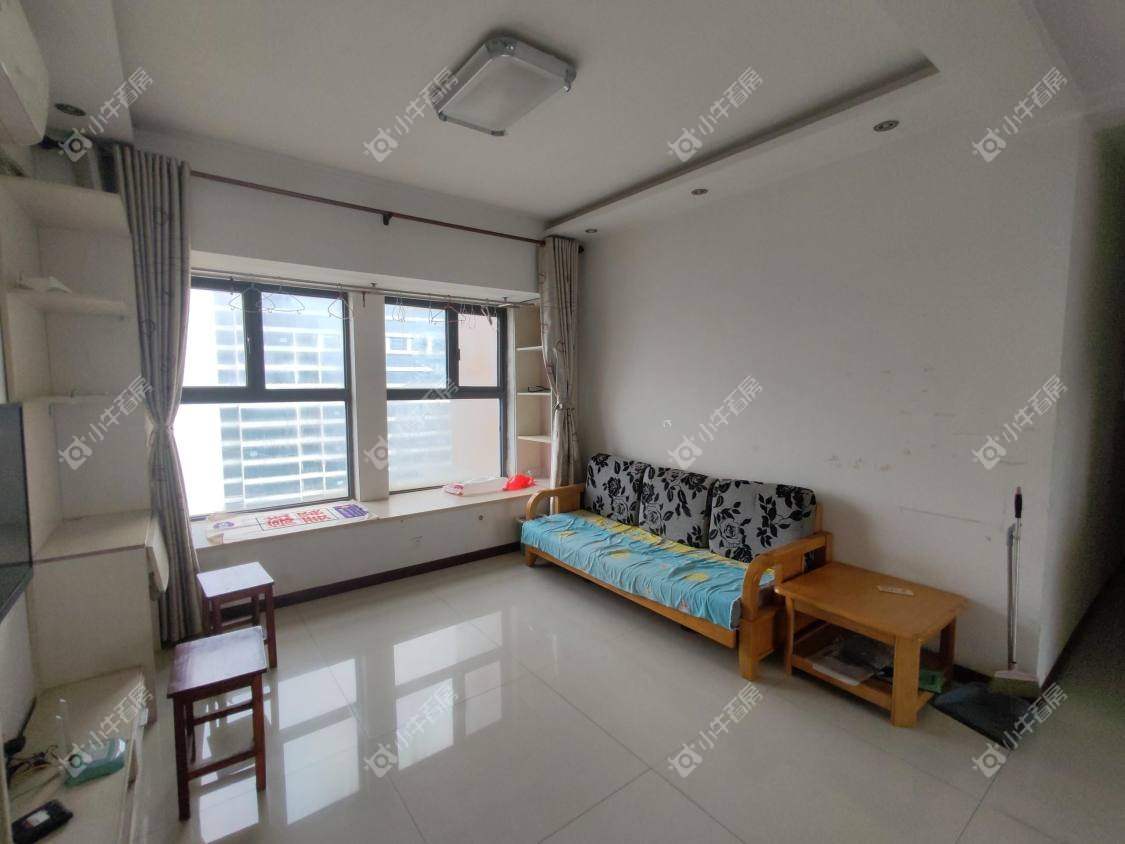 常州世茂香槟湖一期在租房源室内图_小牛看房