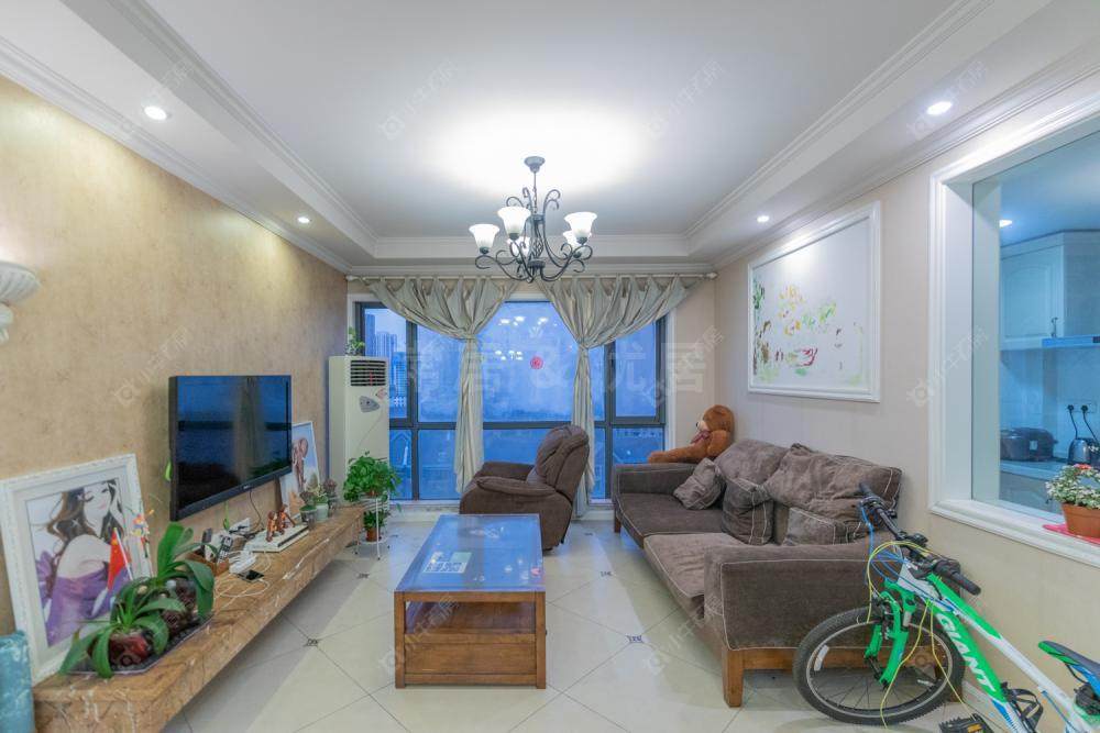 常州泰盈八千里在售二手房源室内图_小牛看房