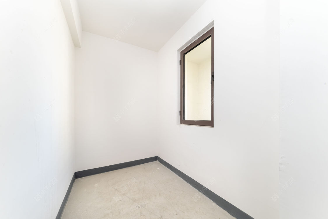 常州嘉宏蓝爵在售二手房源室内图_小牛看房