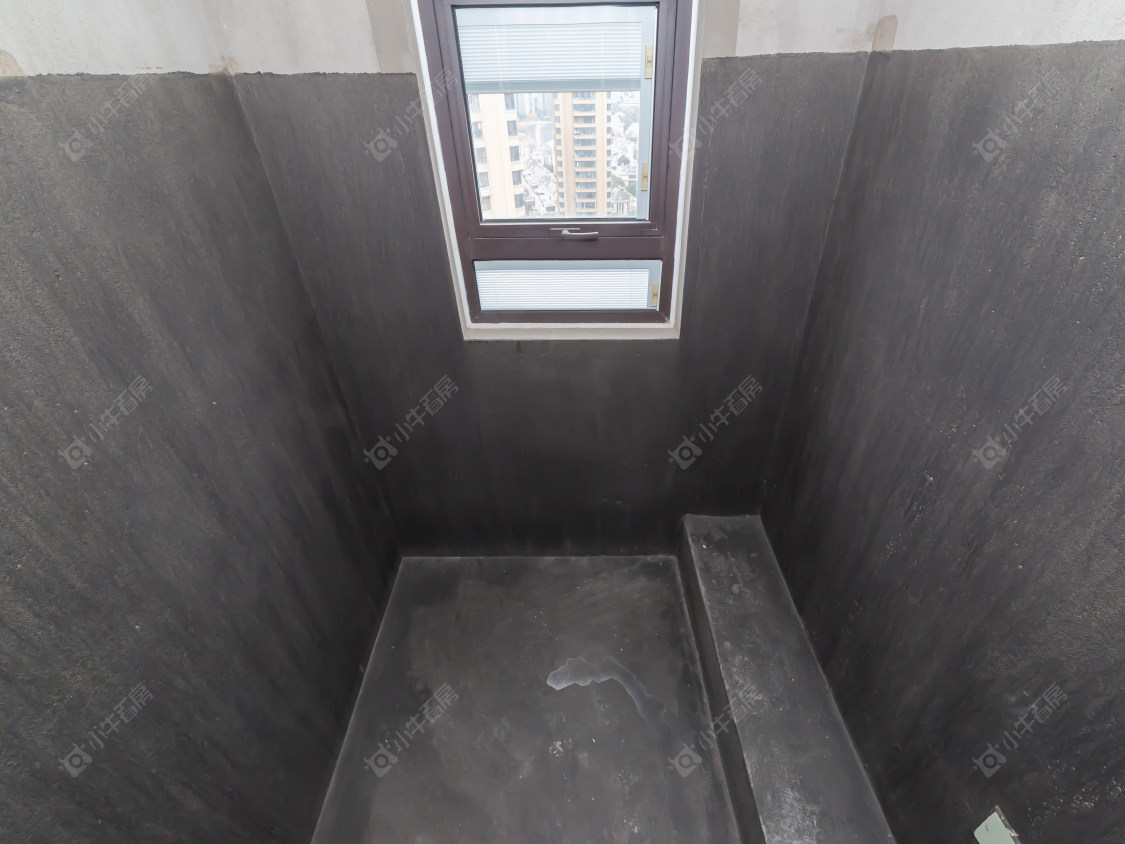 常州世茂香槟湖五期在售二手房源室内图_小牛看房