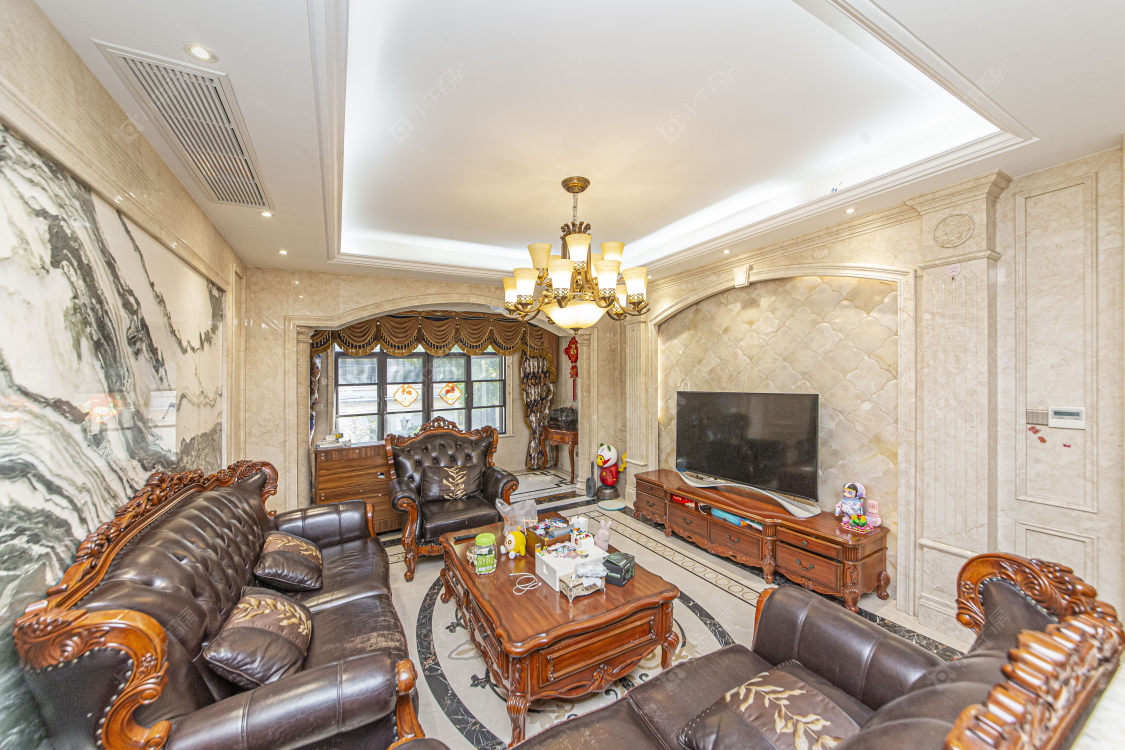 绿地香奈别墅区房源室内图 常州绿地香奈别墅区在售二手房源室内图_小牛看房