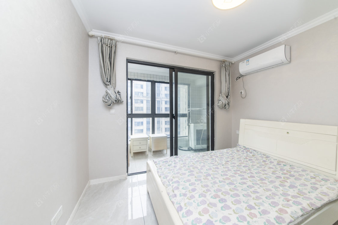 常州绿地峰云汇在售二手房源室内图_小牛看房