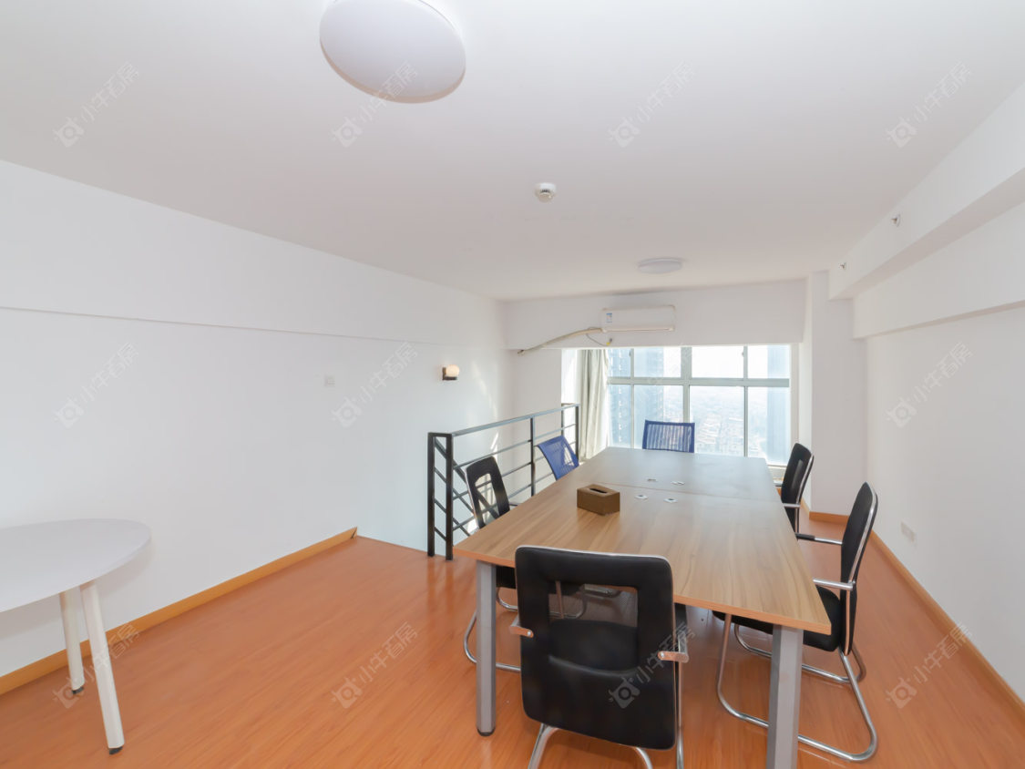 常州世茂广场在售二手房源室内图_小牛看房