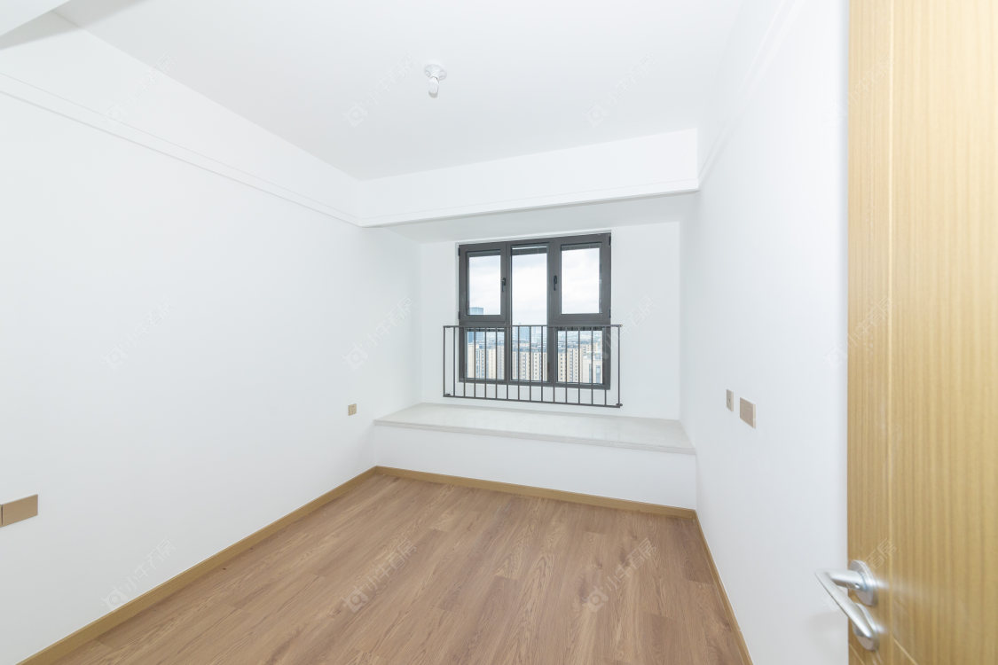 常州绿地香港名墩道在售二手房源室内图_小牛看房