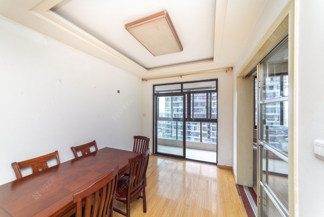 常州荣亨逸都在售二手房源室内图_小牛看房