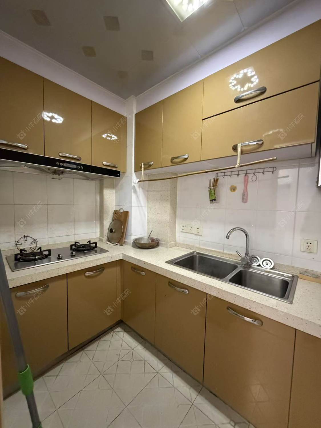 常州港龙华庭在租房源室内图_小牛看房