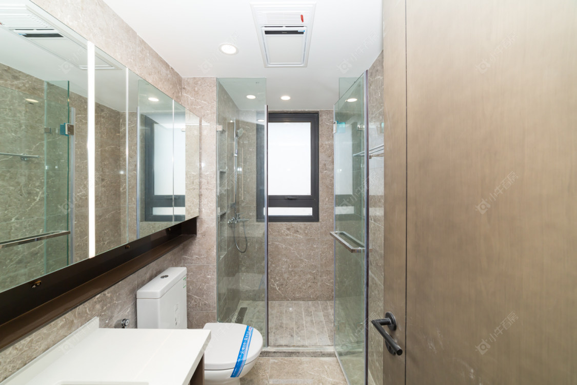 常州美的世茂云筑在售二手房源室内图_小牛看房