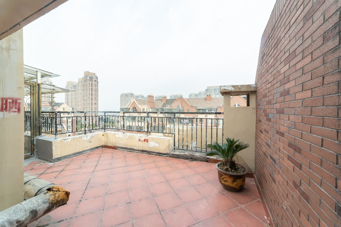 常州绿地世纪城一期在售二手房源室内图_小牛看房