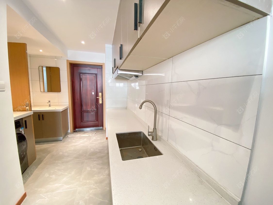 常州亚泰财富中心租房_小牛看房