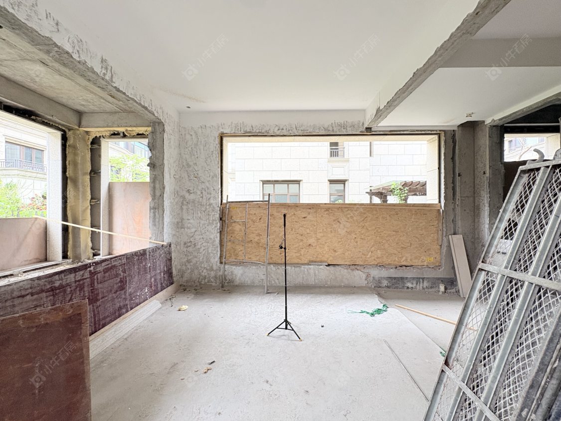 丹阳大亚第一城别墅在售二手房源室内图_小牛看房