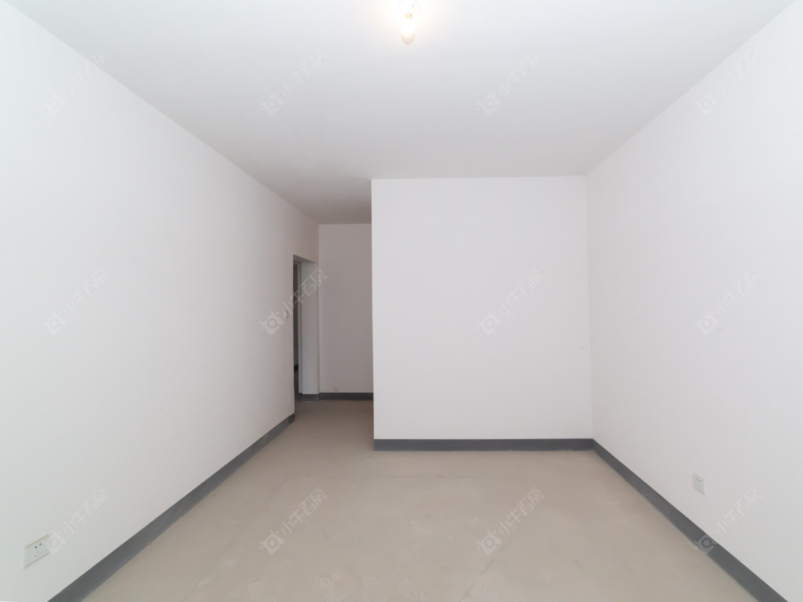 常州世茂香槟湖四期在售二手房源室内图_小牛看房