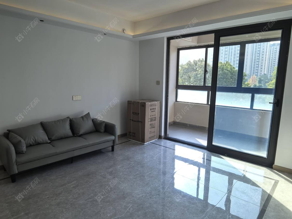 常州绿地香港名墩道在租房源室内图_小牛看房