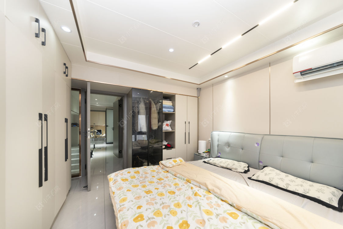 常州亚泰财富中心在售二手房源室内图_小牛看房