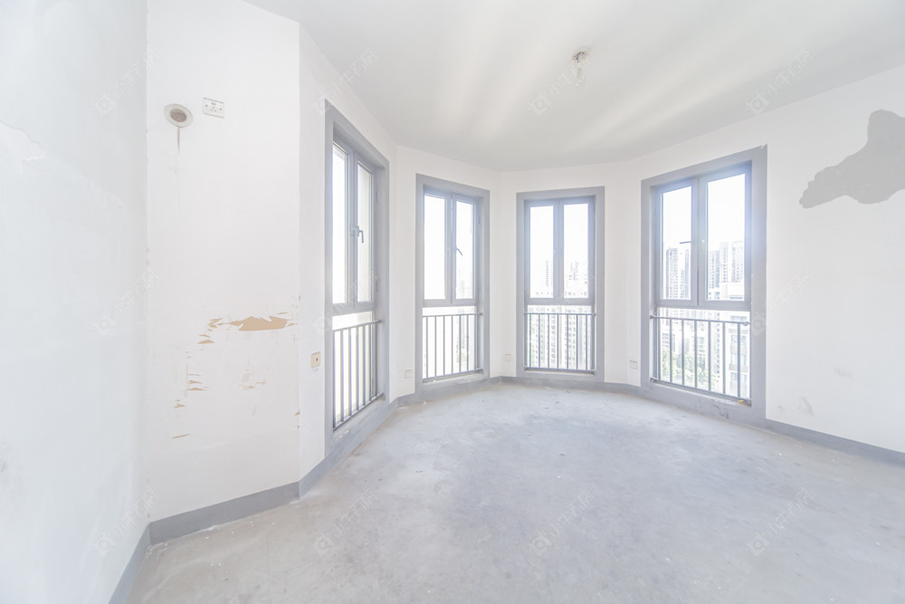 常州世茂香槟湖二期在售二手房源室内图_小牛看房