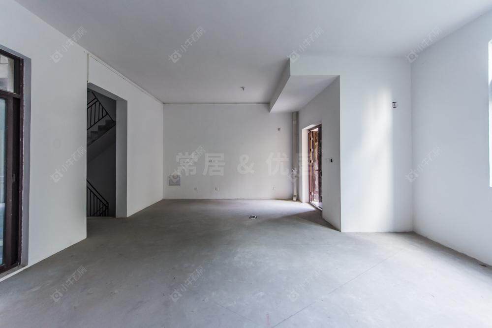 常州百兴华府别墅区在售二手房源室内图_小牛看房