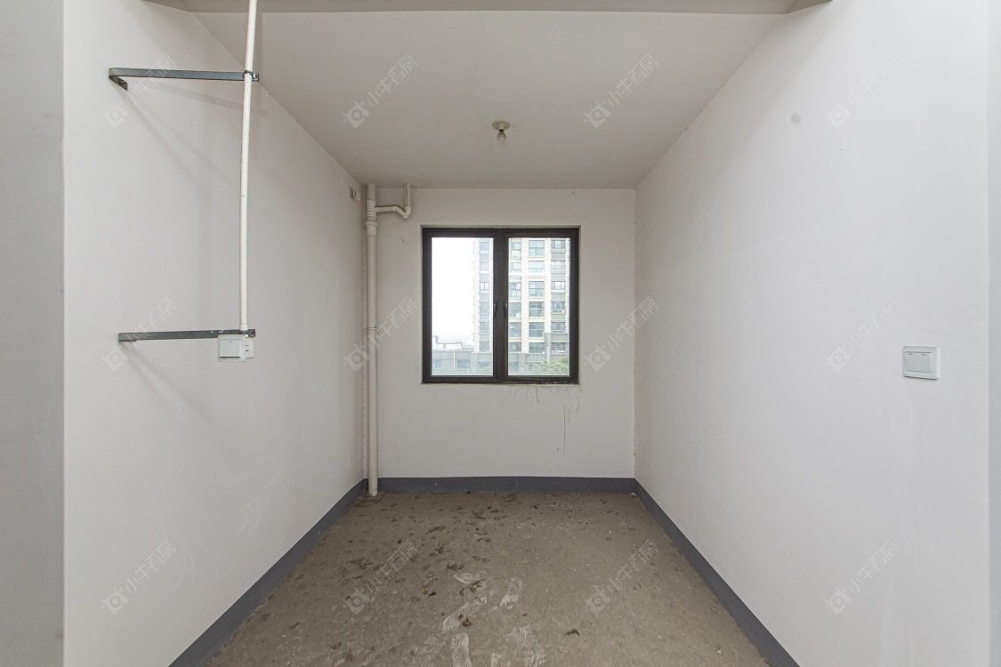 常州绿地香奈别墅区在售二手房源室内图_小牛看房