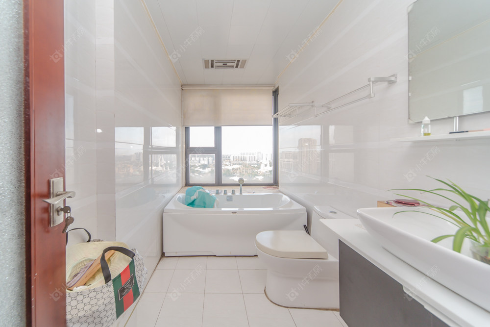 世茂香槟湖一期房源室内图 常州世茂香槟湖一期在售二手房源室内图_小牛看房