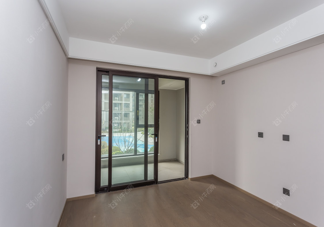 常州龙信臻园在售二手房源室内图_小牛看房