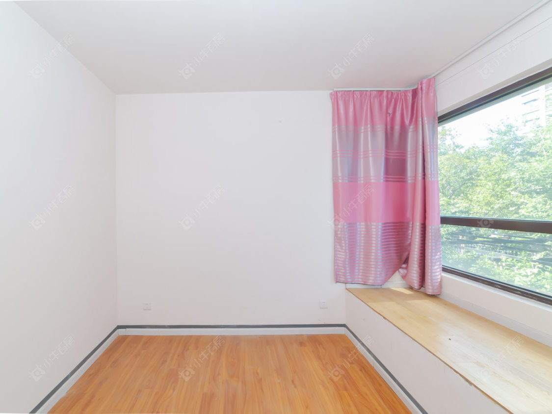 常州世茂香槟湖四期在售二手房源室内图_小牛看房