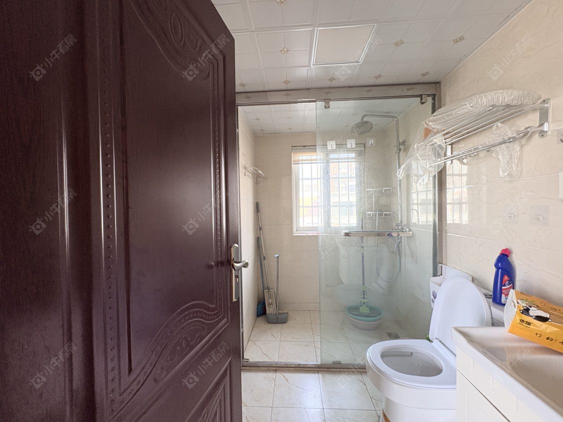 丹阳东南新城在售二手房源室内图_小牛看房