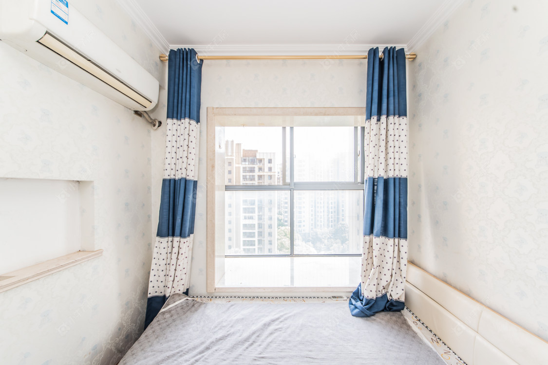 常州世茂香槟湖二期在售二手房源室内图_小牛看房