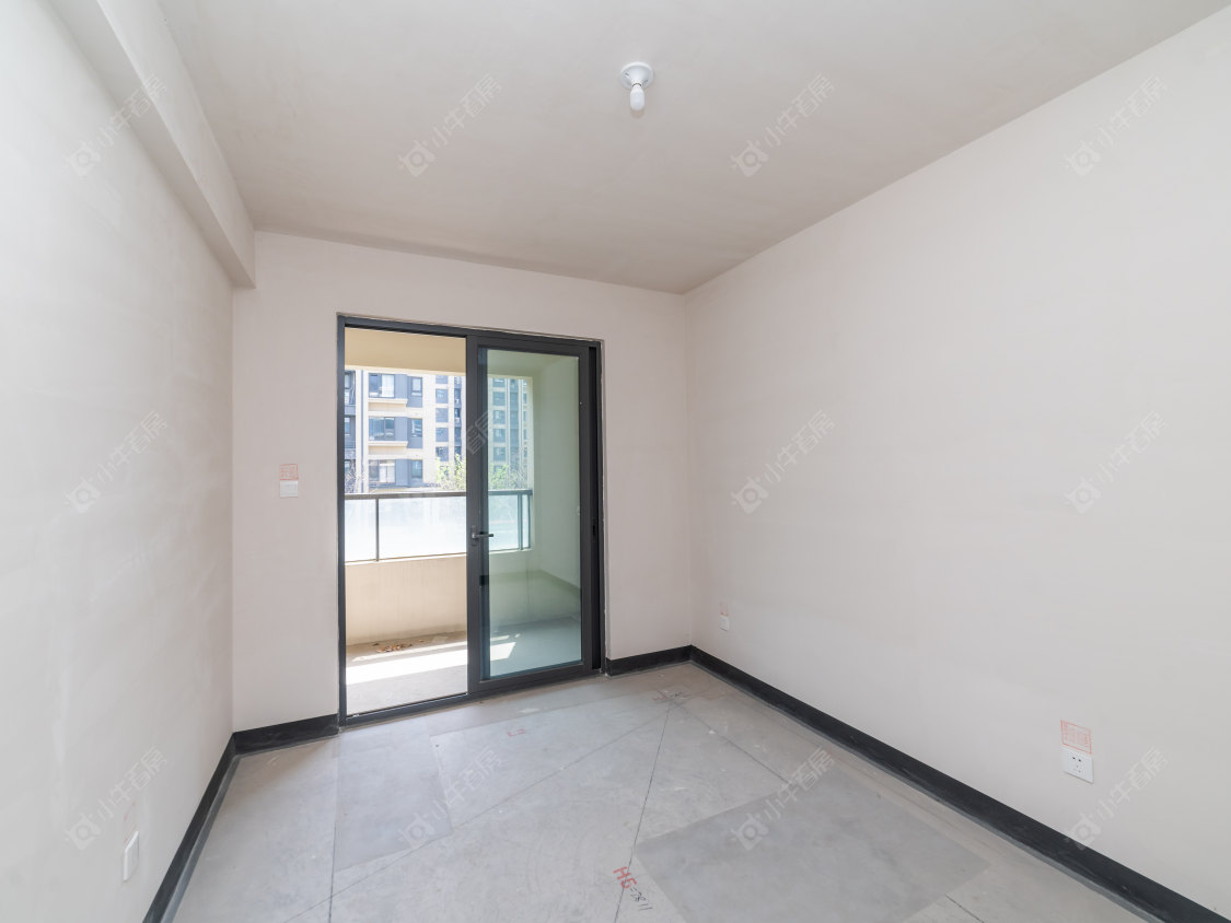 常州美的世茂云筑在售二手房源室内图_小牛看房