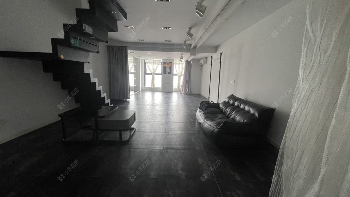 常州吾悦广场金苹果公寓在租房源室内图_小牛看房