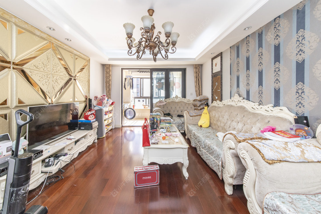 常州绿地峰云汇在售二手房源室内图_小牛看房