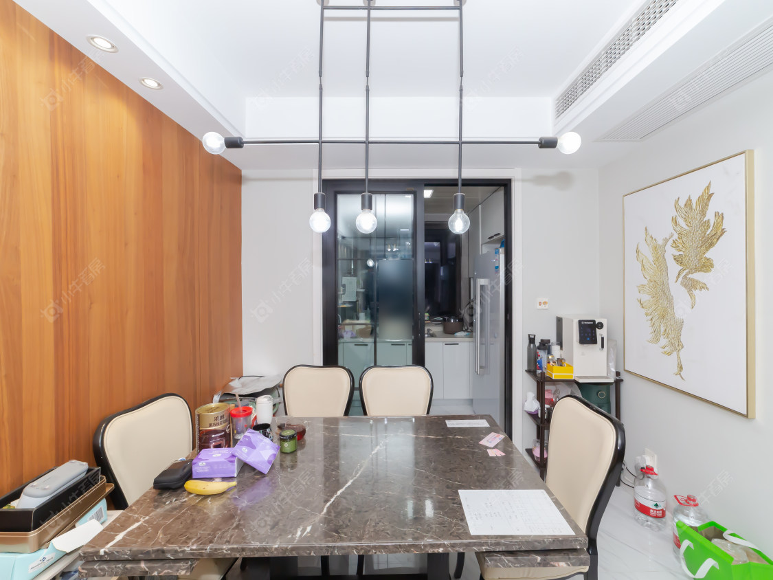 常州世茂香槟湖四期在售二手房源室内图_小牛看房