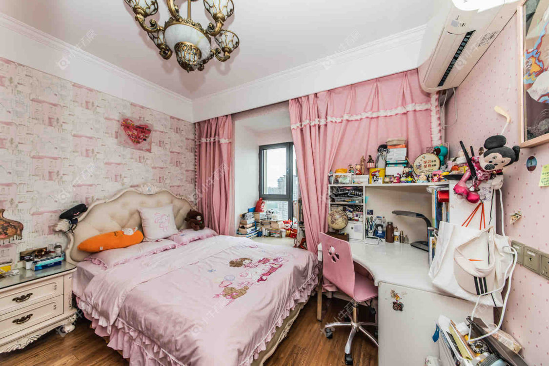 常州世茂香槟湖二期在租房源室内图_小牛看房