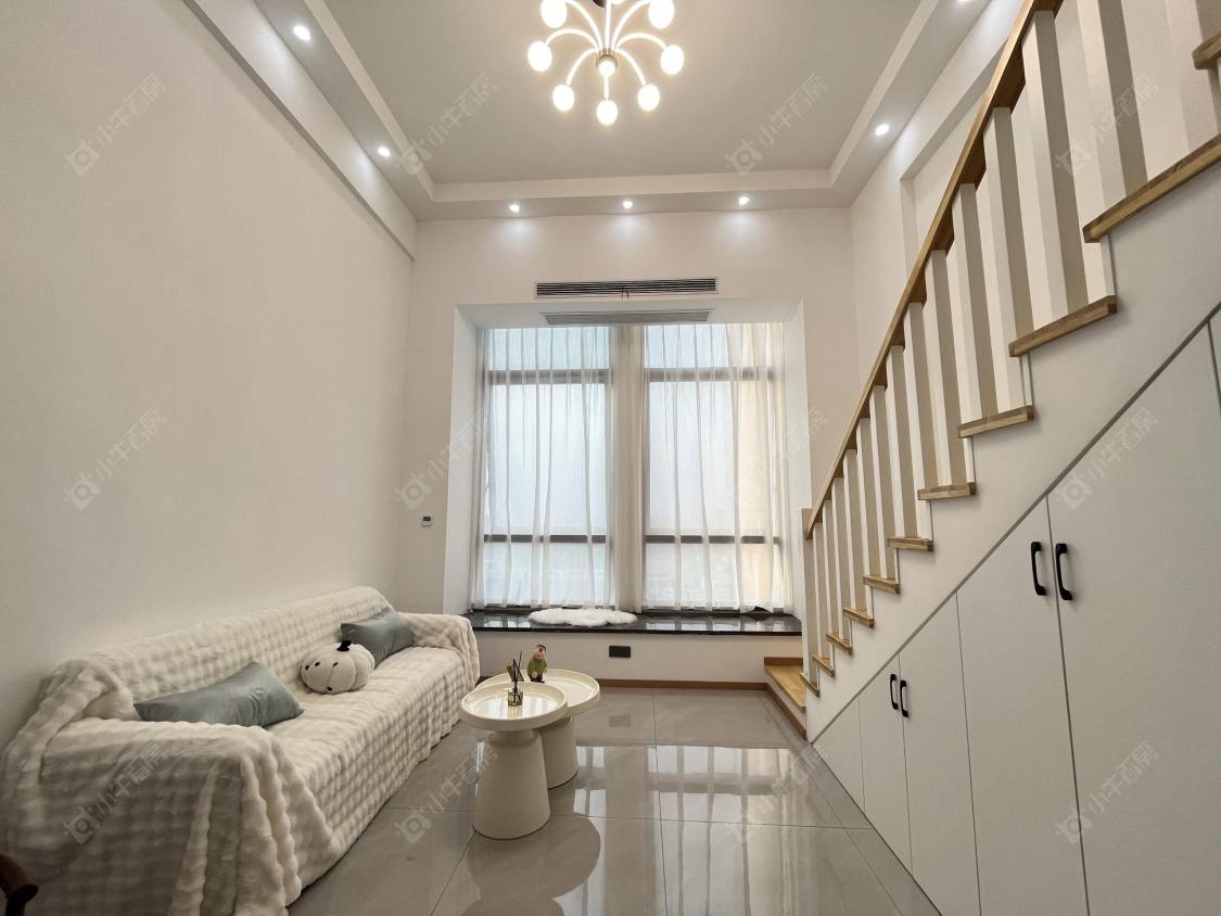 常州绿地峰荟1室2厅1卫出租_小牛看房