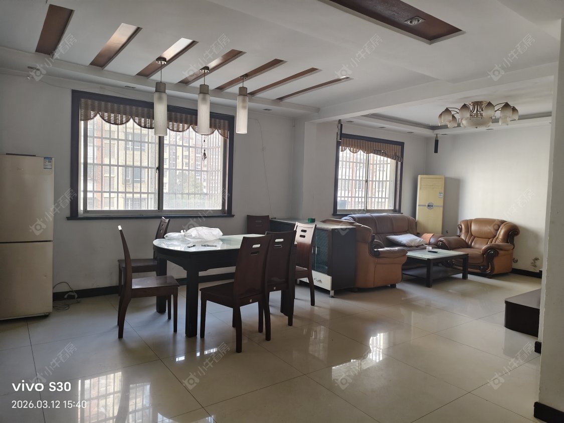 常州新盛花苑3室2厅2卫出租房源图片