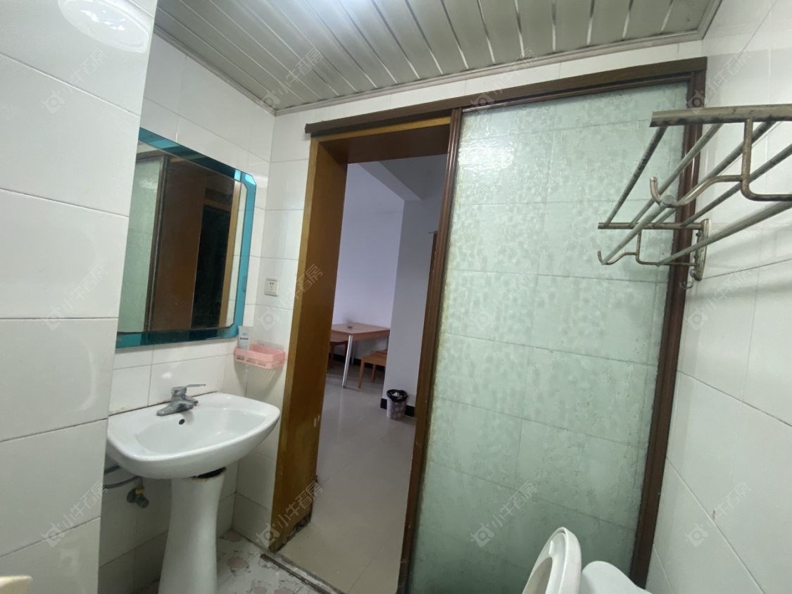 常州藏龙苑东区在租房源室内图_小牛看房