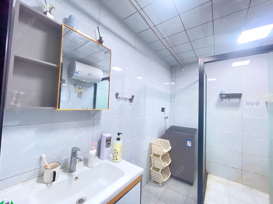 常州亚泰财富中心在租房源室内图_小牛看房