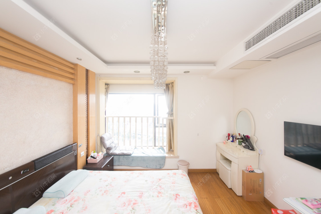 常州世茂香槟湖一期在售二手房源室内图_小牛看房