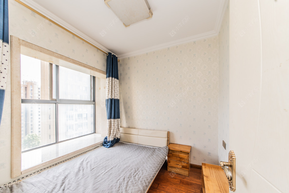 常州世茂香槟湖二期在售二手房源室内图_小牛看房