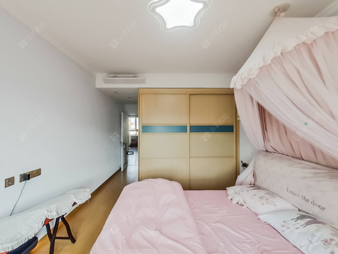 常州世茂香槟湖三期在售二手房源室内图_小牛看房