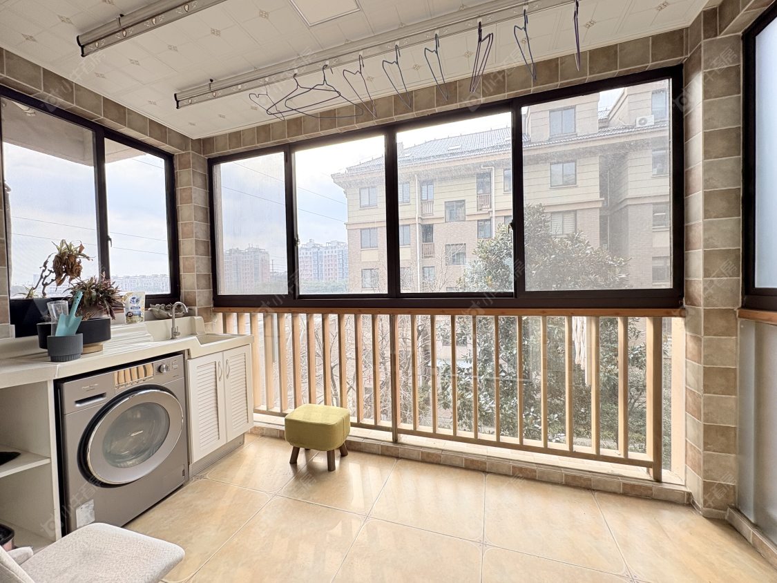 丹阳世纪豪都在售二手房源室内图_小牛看房