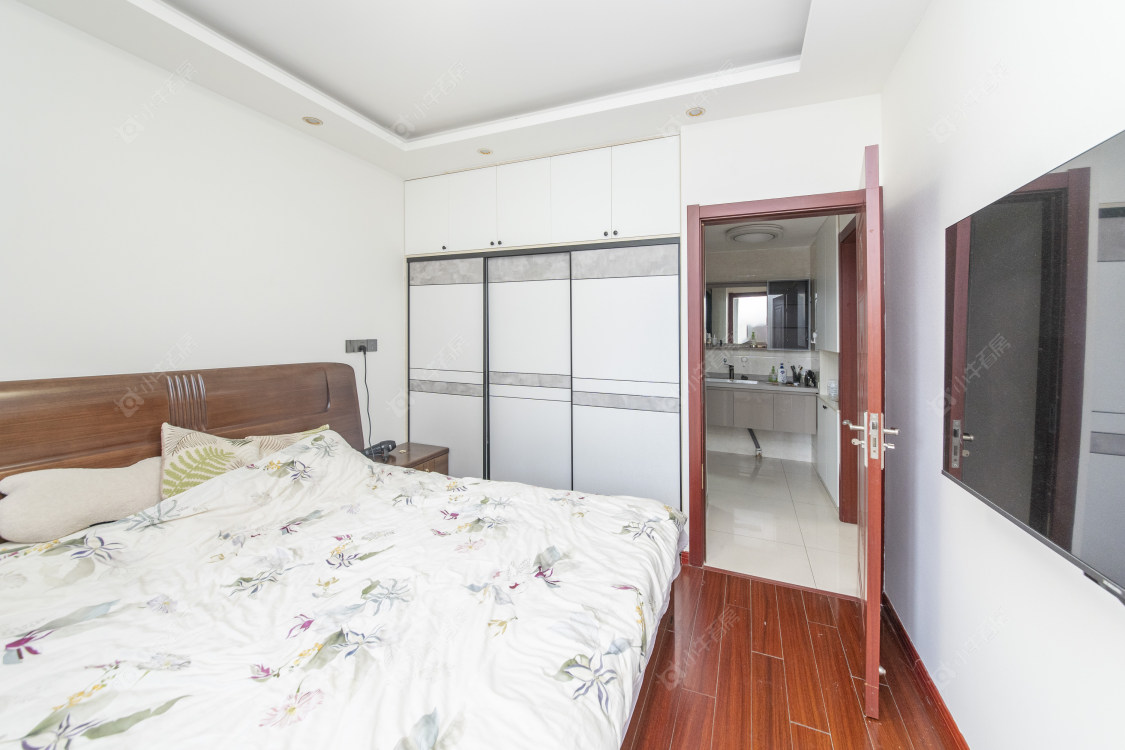 常州绿地峰云汇在售二手房源室内图_小牛看房