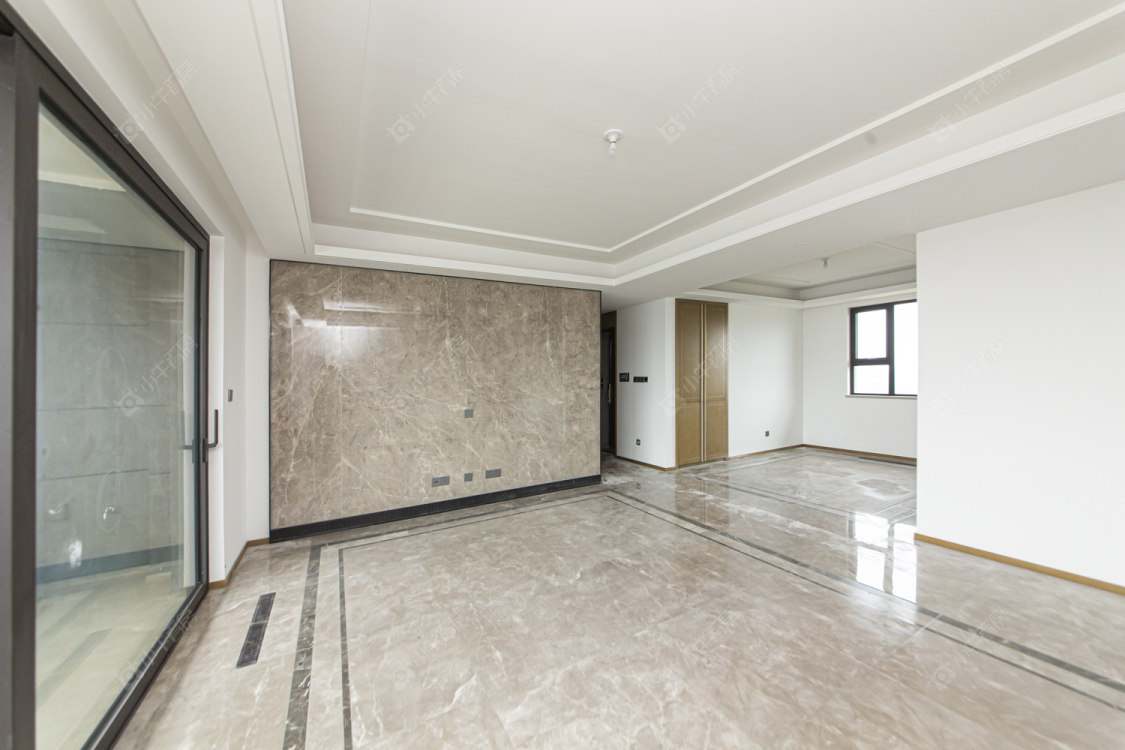 常州春秋金茂府在售二手房源室内图_小牛看房