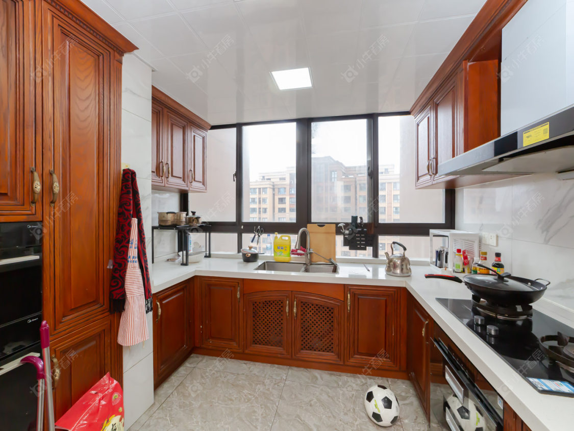 常州世茂香槟湖三期在售二手房源室内图_小牛看房