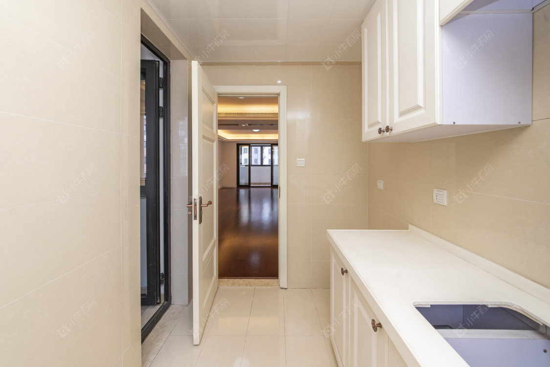 常州绿地峰云汇在售二手房源室内图_小牛看房