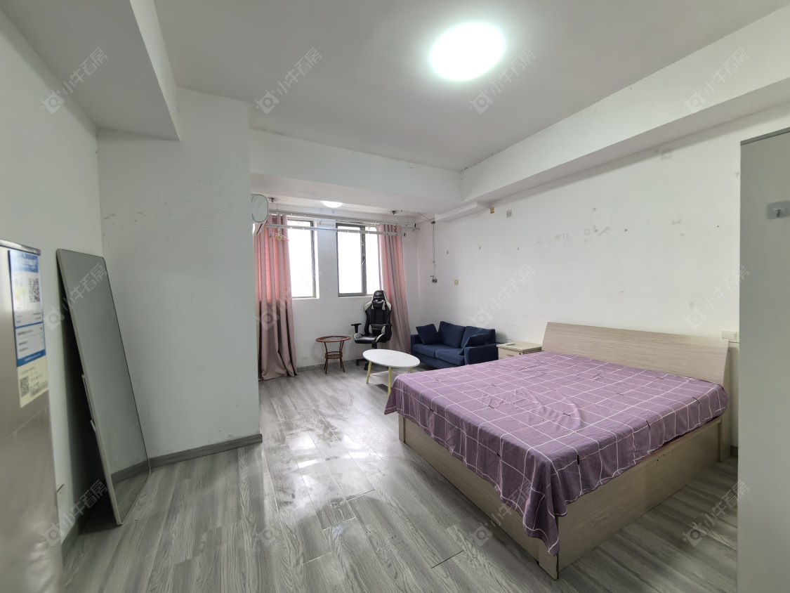 常州亚泰财富中心在租房源室内图_小牛看房